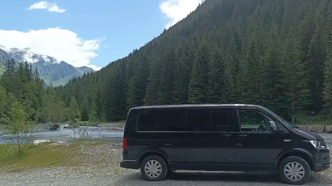 Van taxi pour assistance en montagne